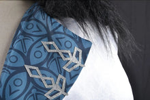 Carregar imagem no visualizador da galeria, SOBRETUDO MANTO FATUI CHILDE TARTAGLIA GENSHIN IMPACT COSPLAY PROFISSIONAL