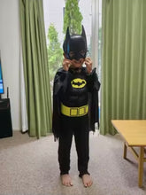 Carregar imagem no visualizador da galeria, Fantasia Batman Infantil Com Músculos