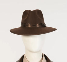 Carregar imagem no visualizador da galeria, FANTASIA INDIANA JONES PROFISSIONAL