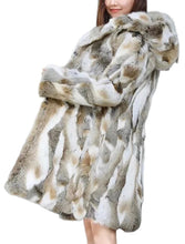 Carregar imagem no visualizador da galeria, SOBRETUDO PELE DE COELHO LEGÍTIMA MESCLADO COM CAPUZ