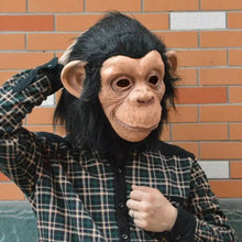 Carregar imagem no visualizador da galeria, MÁSCARA MACACO LÁTEX COM PELOS