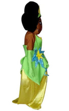 Carregar imagem no visualizador da galeria, FANTASIA MASCOTE PRINCESA TIANA