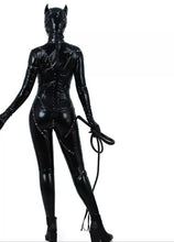 Carregar imagem no visualizador da galeria, FANTASIA CATWOMEN - MULHER GATO COSPLAY PROFISSIONAL