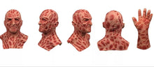 Carregar imagem no visualizador da galeria, KIT FREDDY KRUEGER LUVA + MÁSCARA