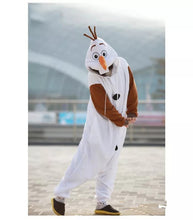 Carregar imagem no visualizador da galeria, FANTASIA ADULTO OLAF FROZEN - BONECO DE NEVE KIGURUMI COSPLAY