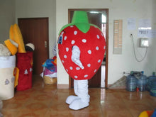 Carregar imagem no visualizador da galeria, FANTASIA MASCOTE MORANGO GIGANTE ROSA OU VERMELHO