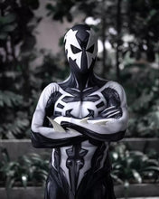 Carregar imagem no visualizador da galeria, FANTASIA HOMEM ARANHA 2099 PRETO E BRANCO ATRAVÉS DO ARANHAVERSO COSPLAY