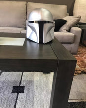 Carregar imagem no visualizador da galeria, MÁSCARA MANDALORIANO - STAR WARS PVC