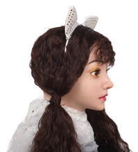 Carregar imagem no visualizador da galeria, MÁSCARA REALISTA FEMININA 100% SILICONE