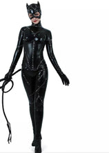 Carregar imagem no visualizador da galeria, FANTASIA CATWOMEN - MULHER GATO COSPLAY PROFISSIONAL