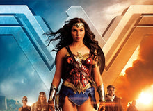 Carregar imagem no visualizador da galeria, ESPADA MULHER MARAVILHA DOURADA COSPLAY PROFISSIONAL