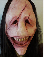 Carregar imagem no visualizador da galeria, MÁSCARA SMILEY REALISTA
