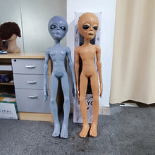 Carregar imagem no visualizador da galeria, ALIENÍGENA E.T. EXTRA TERRESTRE BONECO
