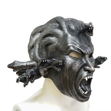 Carregar imagem no visualizador da galeria, Máscara Medusa Evil

