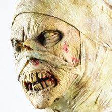 Carregar imagem no visualizador da galeria, MÁSCARA ZUMBI MÚMIA COSPLAY
