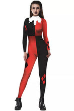 Carregar imagem no visualizador da galeria, FANTASIA HARLEY QUINN ARLEQUINA CLÁSSICA MACACÃO 3D COSPLAY
