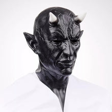 Carregar imagem no visualizador da galeria, MÁSCARA LÚCIFER DIABO PRETA
