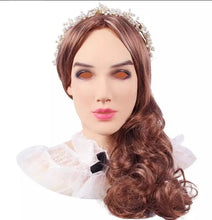 Carregar imagem no visualizador da galeria, MÁSCARA REALISTA  COSPLAY 100% EM SILICONE.
